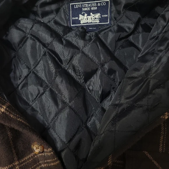 Levi Strauss &Co Mens Flannel Shirt Jacket Brown Plaid Quilt Lining Size M
